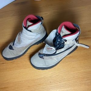 SALOMON ADVENTURE 7s Gen 2